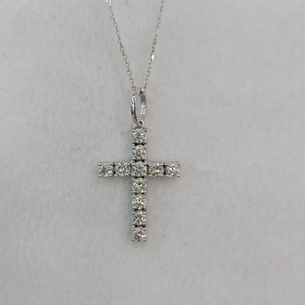 Cross pendant