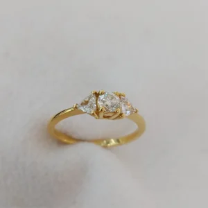 Solitaire ring