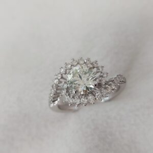 Solitaire ring