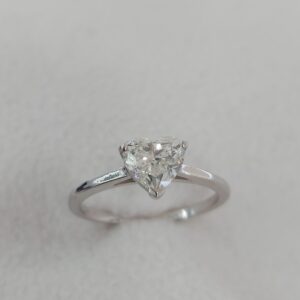 Solitaire ring