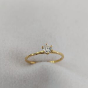 Solitaire ring