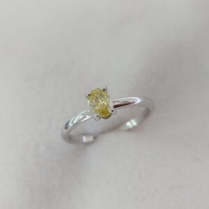 Solitaire ring