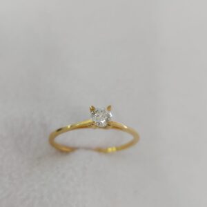 Solitaire ring