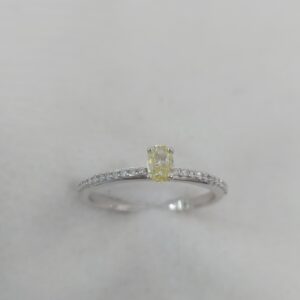 Solitaire ring