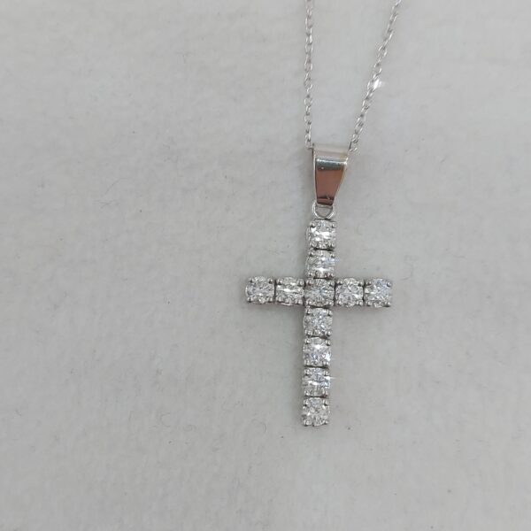 Cross pendant