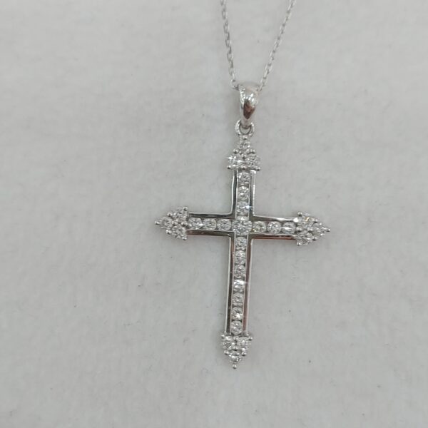 Cross pendant