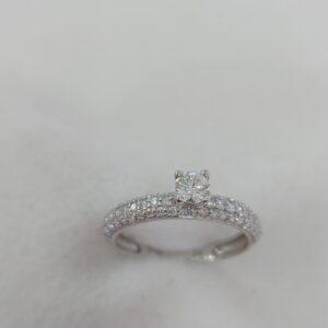 Solitaire ring