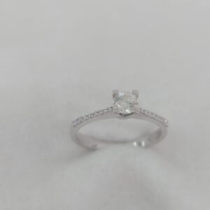 Solitaire ring