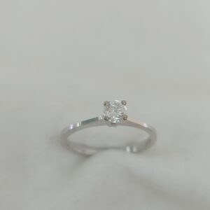 Solitaire ring