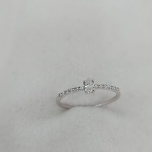 Solitaire ring